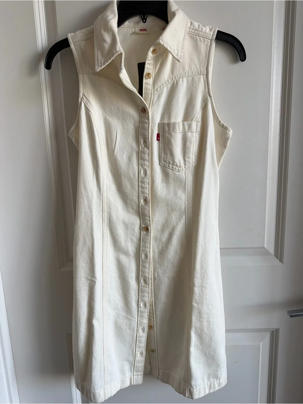 Levi's Off-White Sleeveless Button-Front Dress